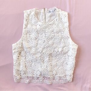 Iris | Sleeveless Zip-up White Lacey Top